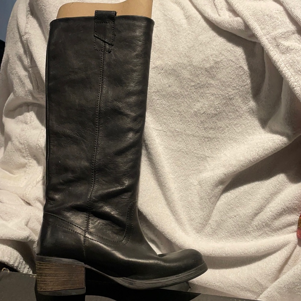 Steve Madden tall leather boots
